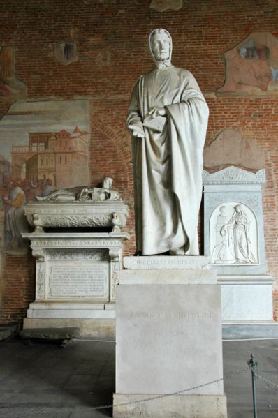 Statue de Léonard de Pise dans sa ville natale